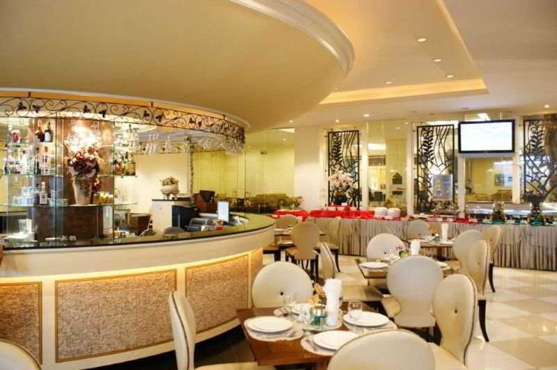 Lk Royal Suite Pattaya Exteriör bild