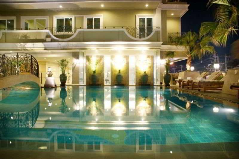 Lk Royal Suite Pattaya Exteriör bild