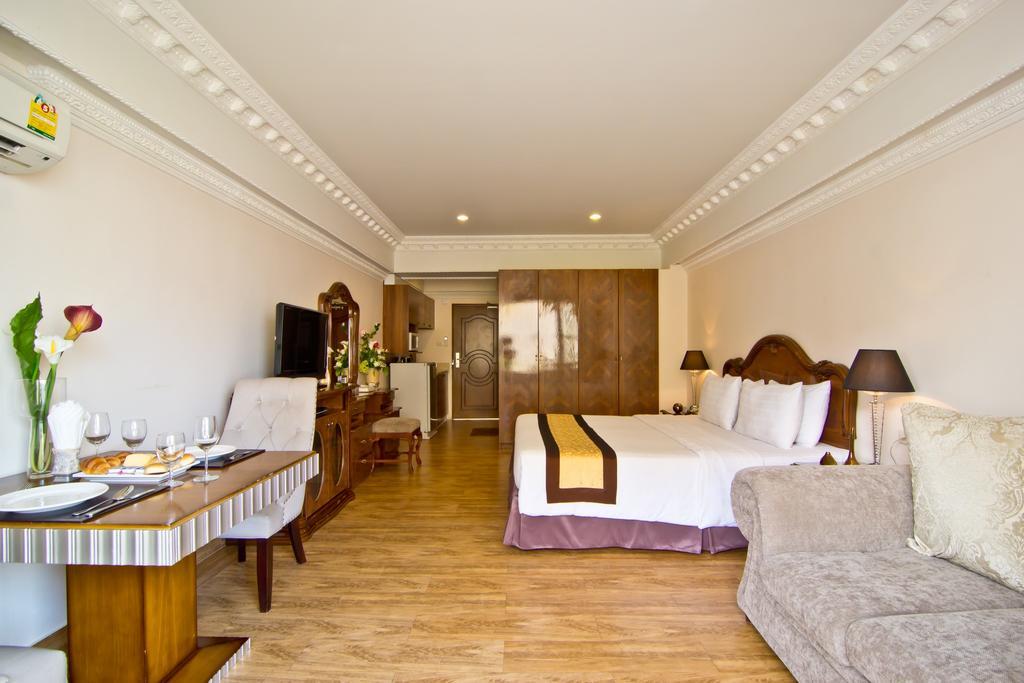 Lk Royal Suite Pattaya Exteriör bild