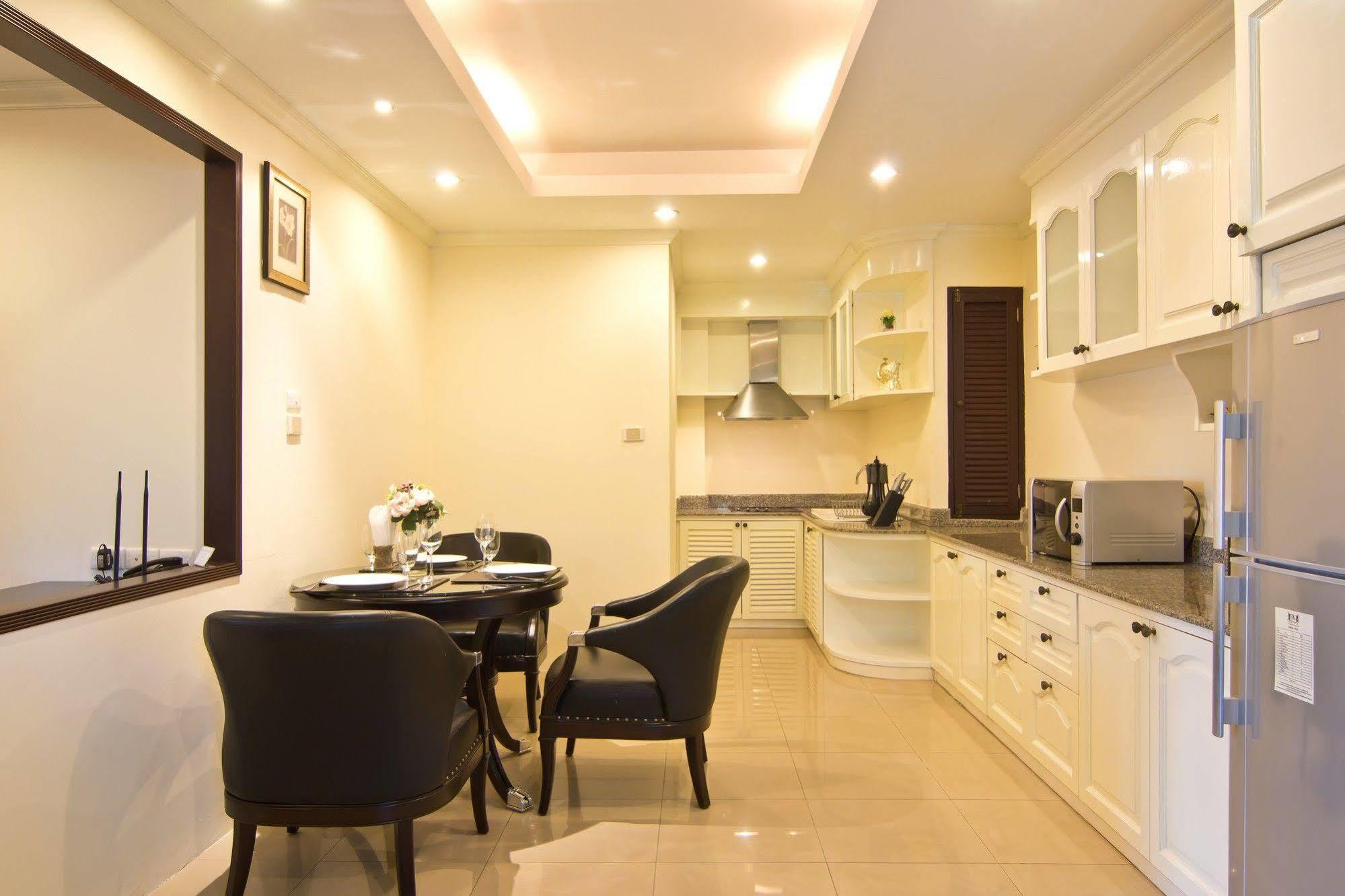 Lk Royal Suite Pattaya Exteriör bild