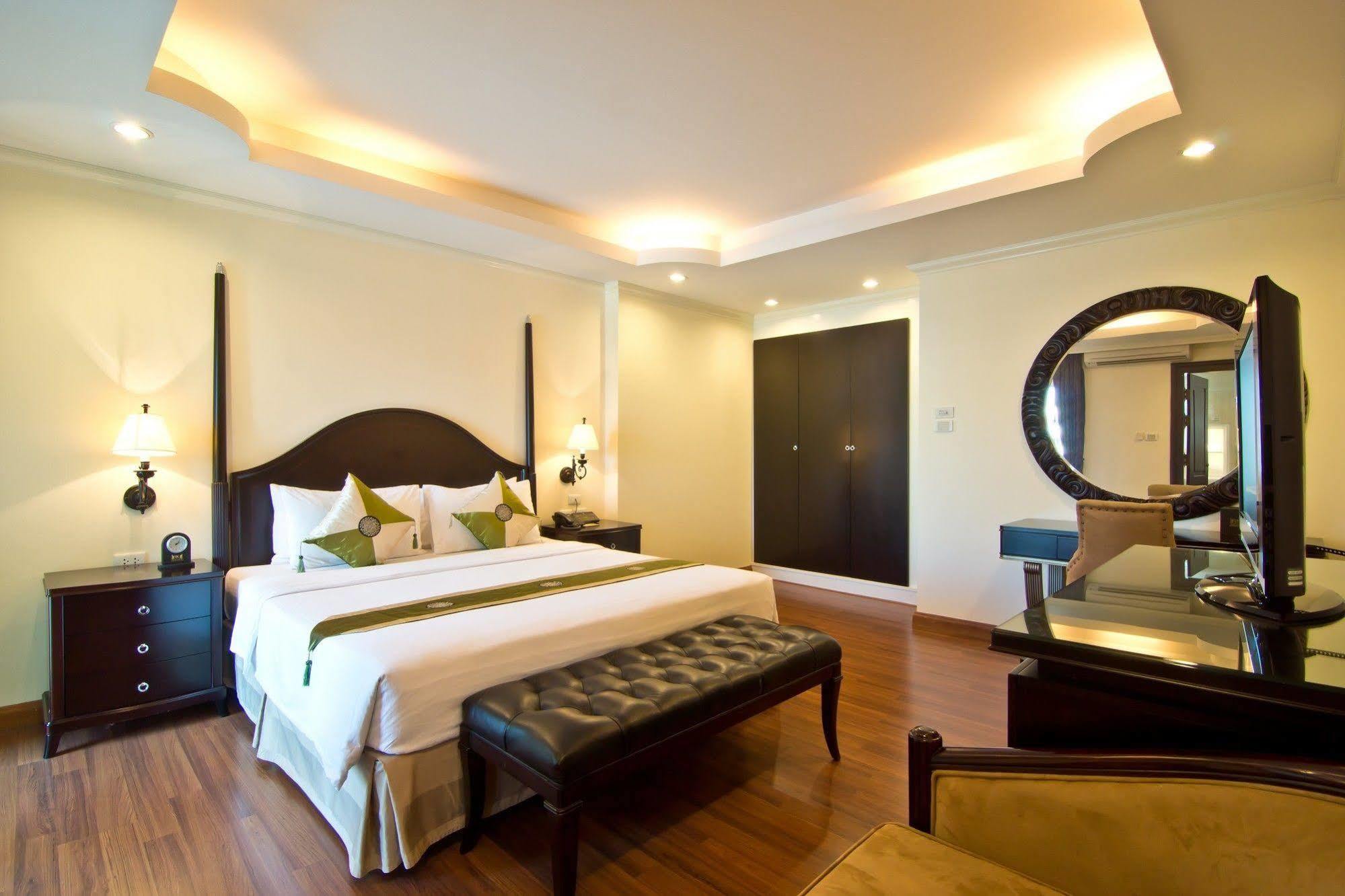 Lk Royal Suite Pattaya Exteriör bild