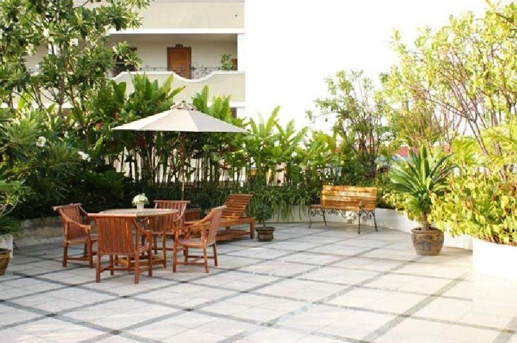 Lk Royal Suite Pattaya Exteriör bild